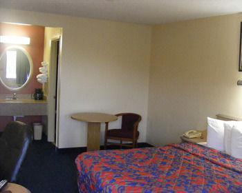 Q Lodging Extended Stay Сан Антонио Екстериор снимка
