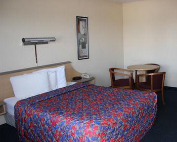 Q Lodging Extended Stay Сан Антонио Екстериор снимка