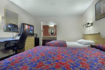 Q Lodging Extended Stay Сан Антонио Екстериор снимка