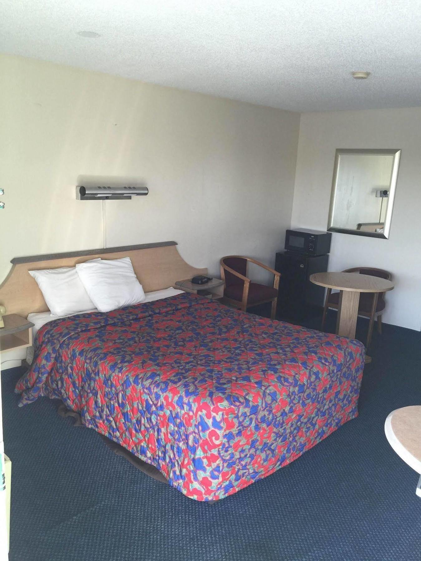 Q Lodging Extended Stay Сан Антонио Екстериор снимка