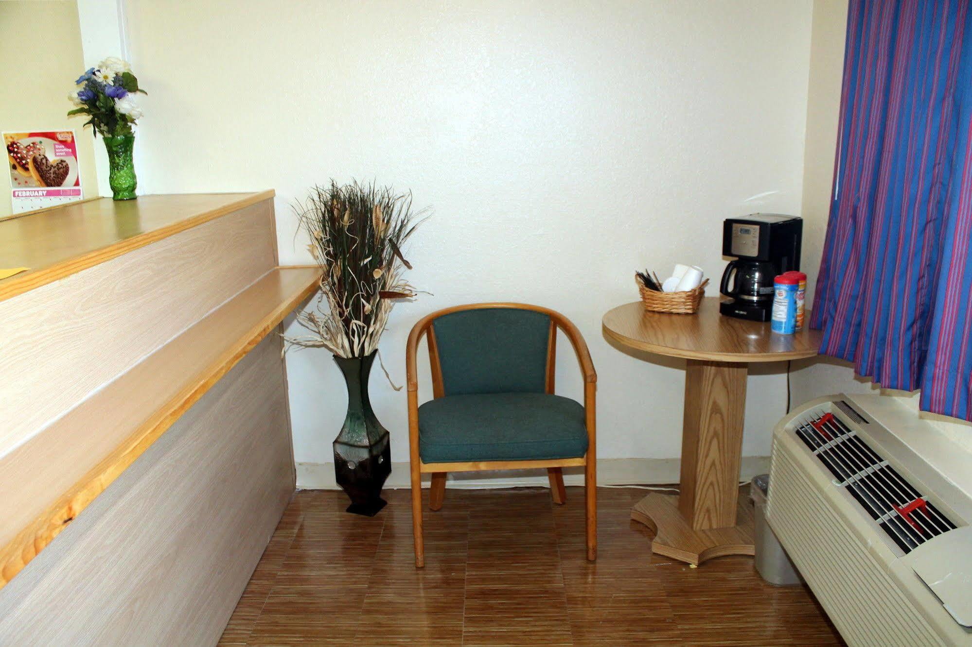 Q Lodging Extended Stay Сан Антонио Екстериор снимка